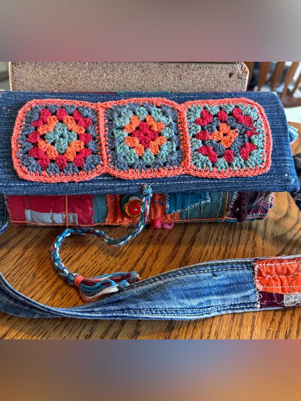 Guarapita crossbody purse made by Lida Litvac